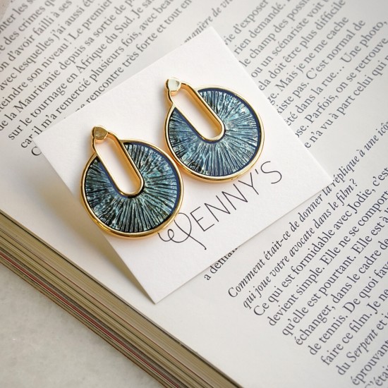 Gold earrings light blue