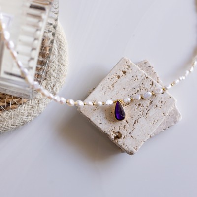 Bella necklace purple 