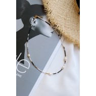 Black and white necklace