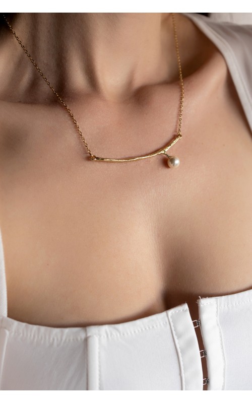 Calliope pearl necklace