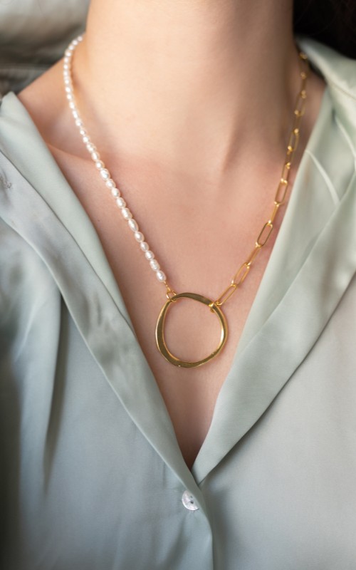 Karma pearls necklace